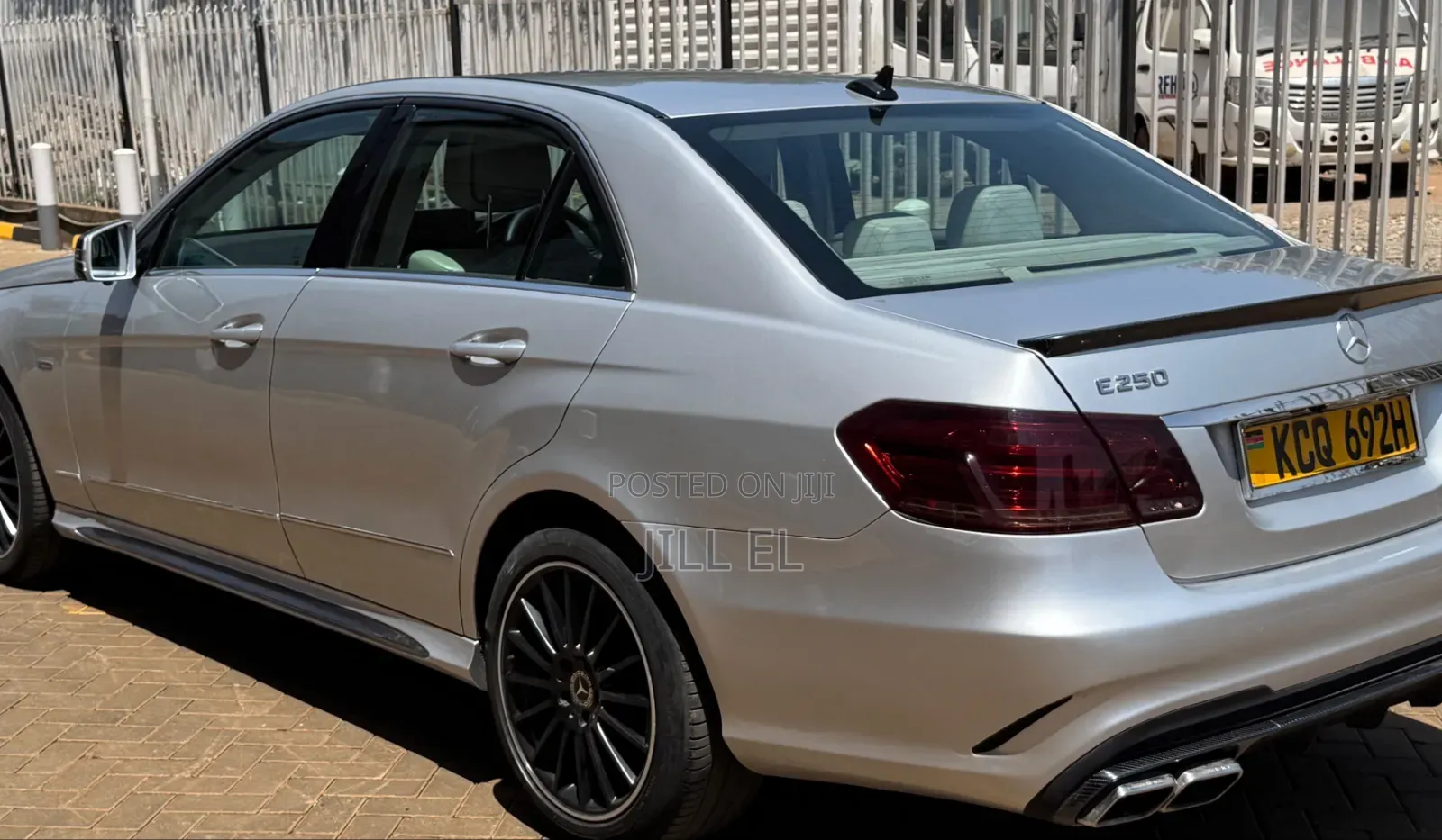 Mercedes-Benz E250 2010 Silver