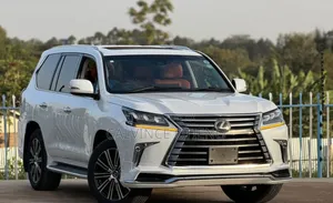 Lexus LX 2019 White