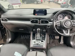 Mazda AZ 2019