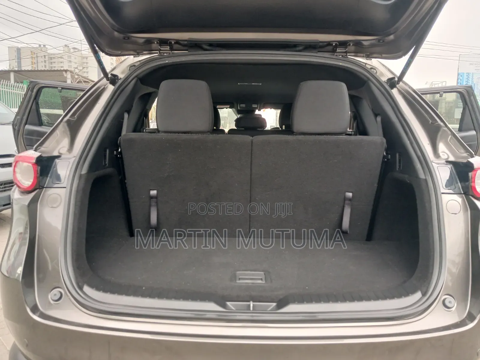 Mazda AZ 2019