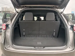 Mazda AZ 2019
