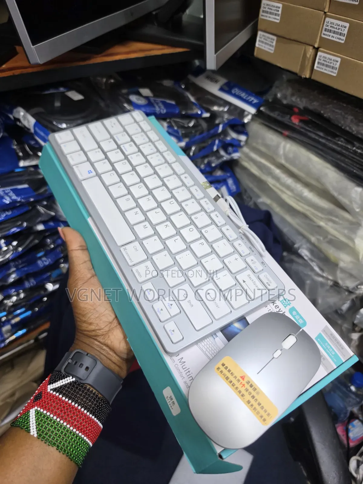 White Bluetooth Keyboard and Mouse Set Slim Rechargeable