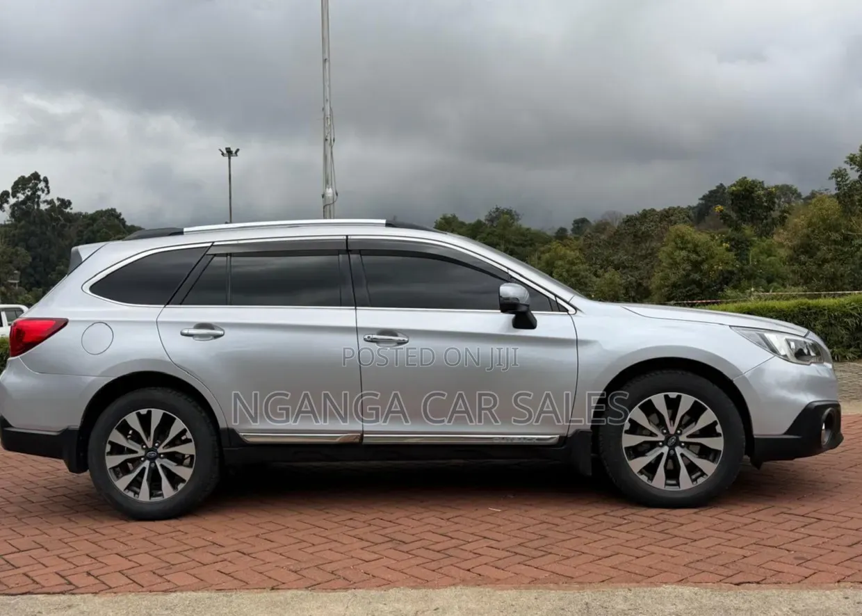 Subaru Outback 2016 Silver