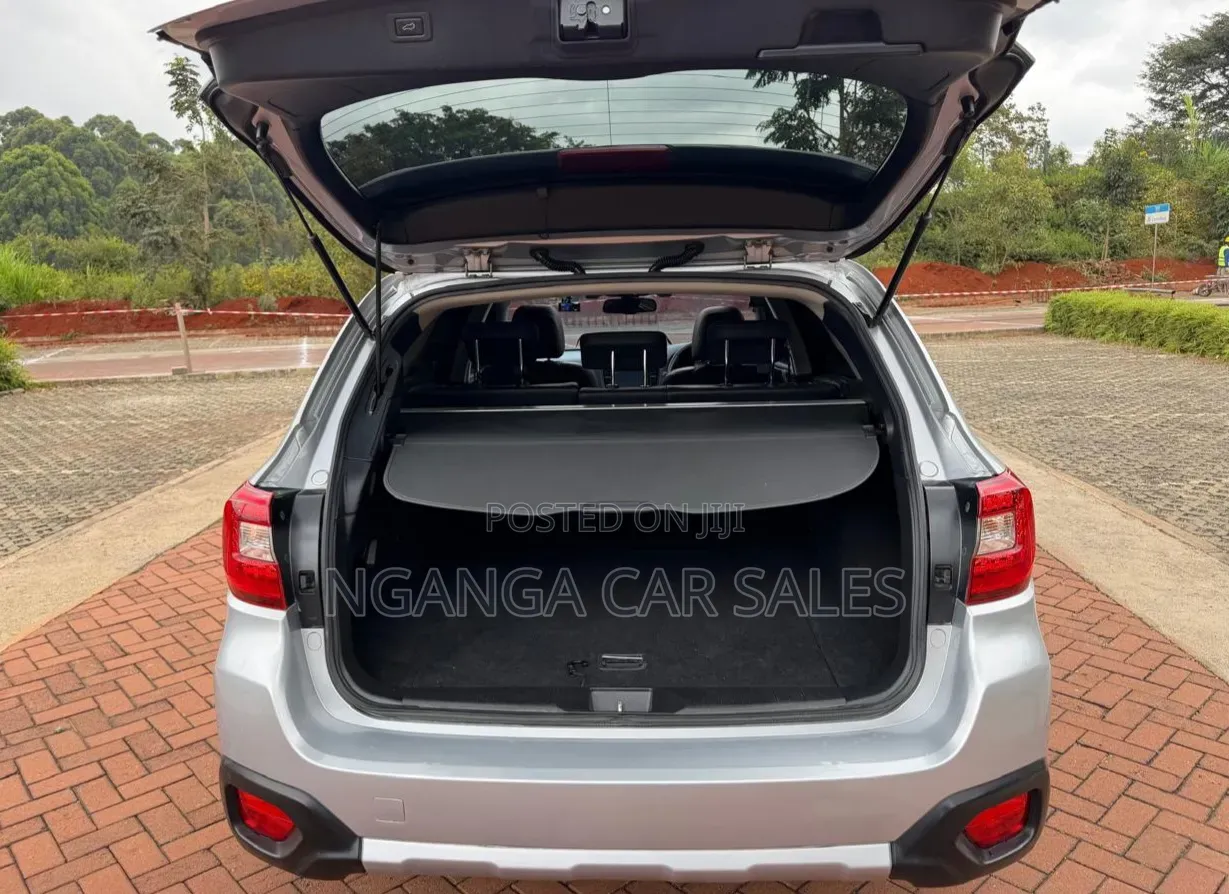 Subaru Outback 2016 Silver