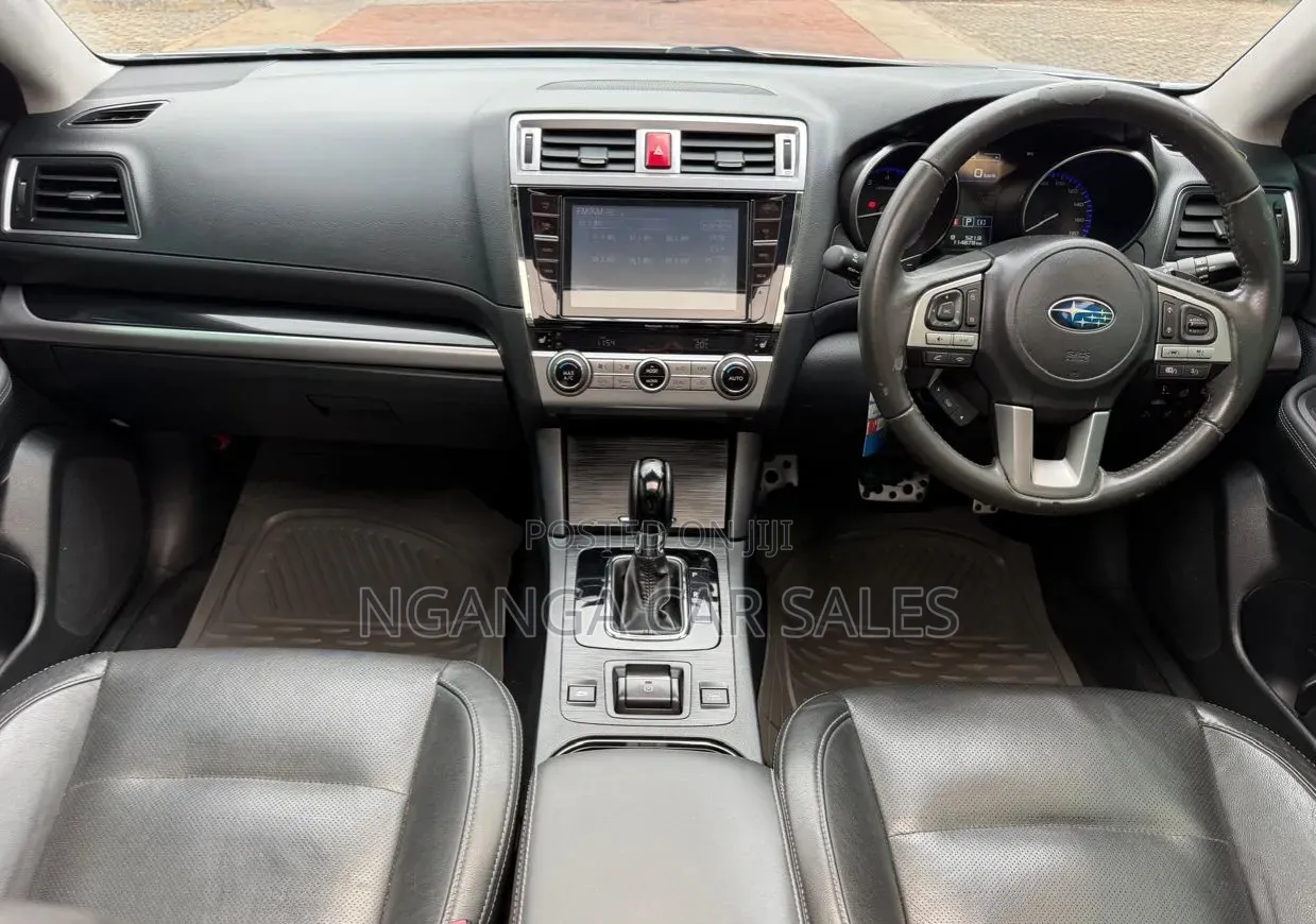 Subaru Outback 2016 Silver