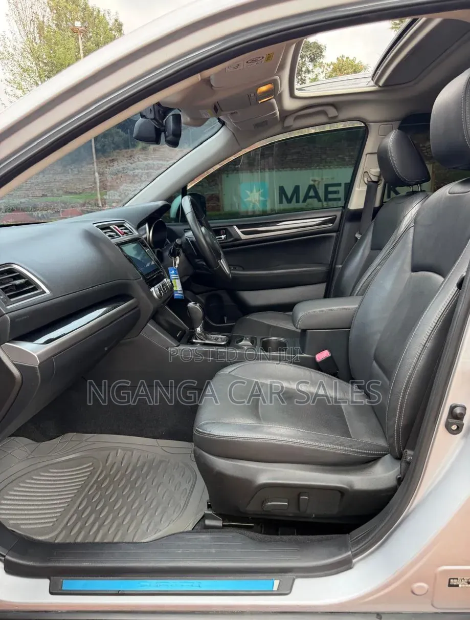 Subaru Outback 2016 Silver