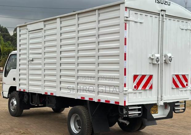 Isuzu NPR Local - thumbnail 4