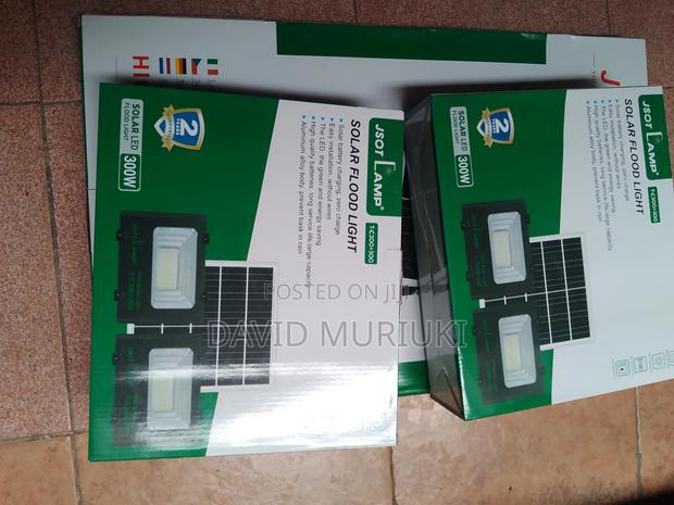 JSOT 300W + 300W Outdoor Solar Floodlight With Solar Panel. - thumbnail 2