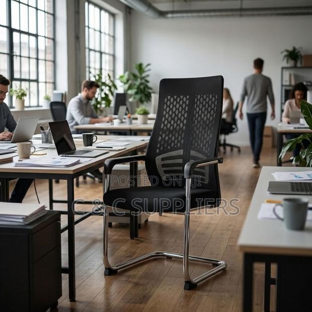 Ergonomic Cantilever Visitor's Chair - thumbnail 12