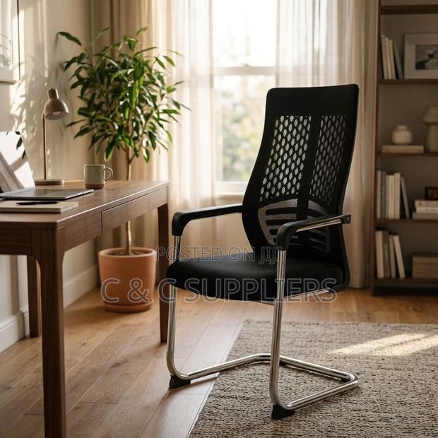 Ergonomic Cantilever Visitor's Chair - thumbnail 8