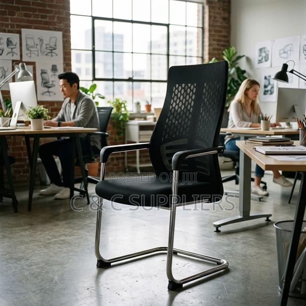 Ergonomic Cantilever Visitor's Chair - thumbnail 10