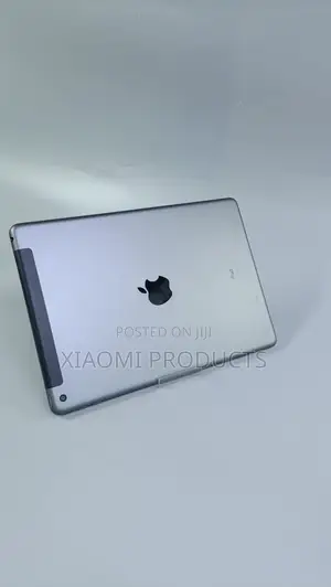 Apple iPad 10.2 (2019) 32 GB Gray