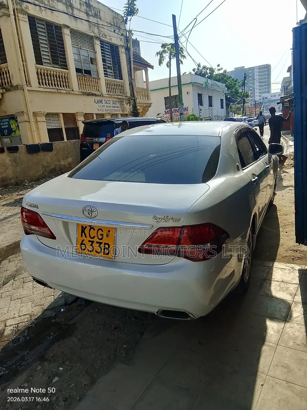 Toyota Crown 2009 White