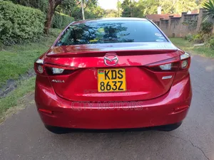 Mazda Axela 2018 Red