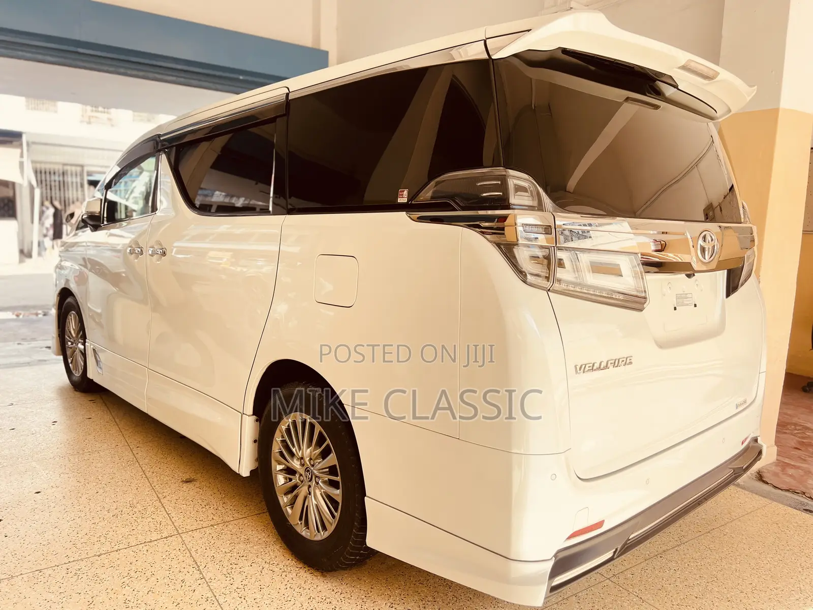 Toyota Vellfire 2019 Pearl