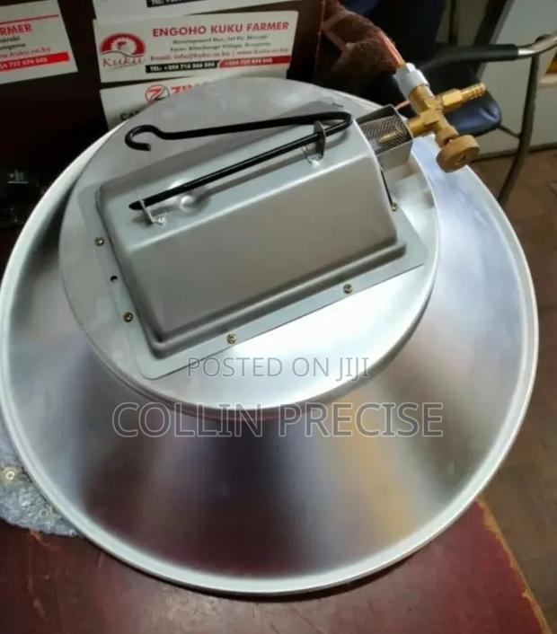 Gas Brooder - thumbnail 2