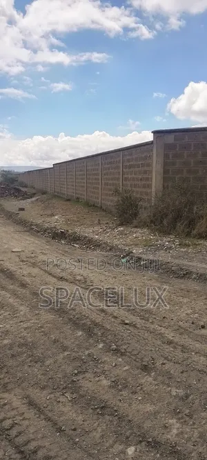 3/4 Acre Industrial Plot in Athi River