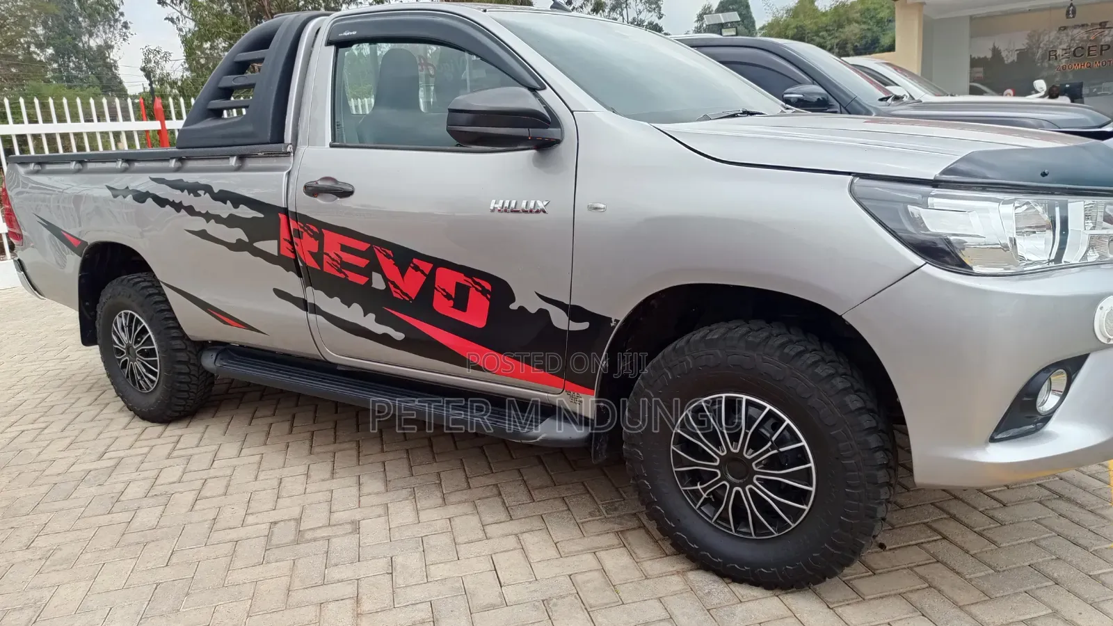 Toyota Hilux 2019 Silver