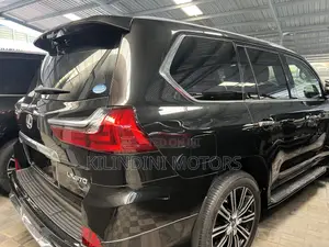 Lexus LX 2018 Black