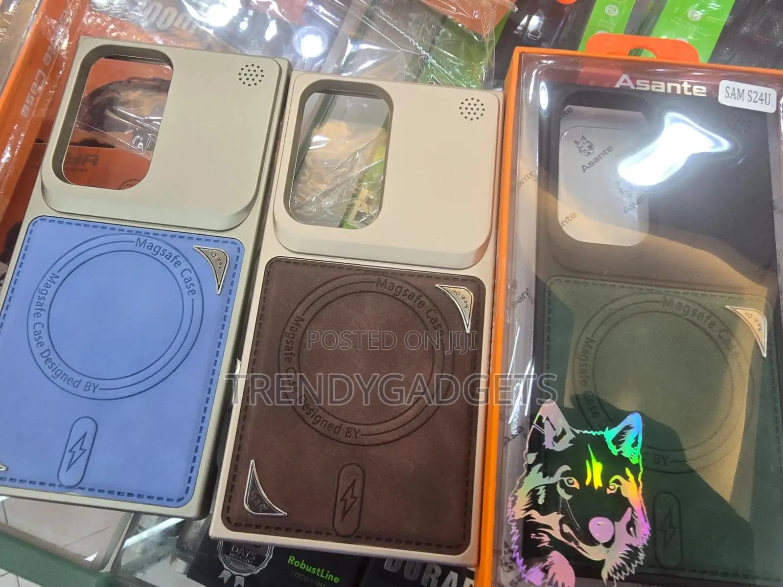 Stylish MagSafe Phone Case With Strong Magnetic Attachment
