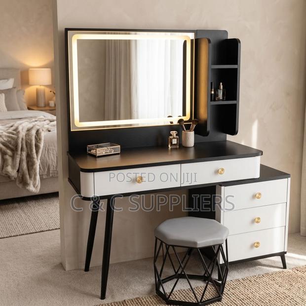 Advanced Vanity Dressing Table - thumbnail 4