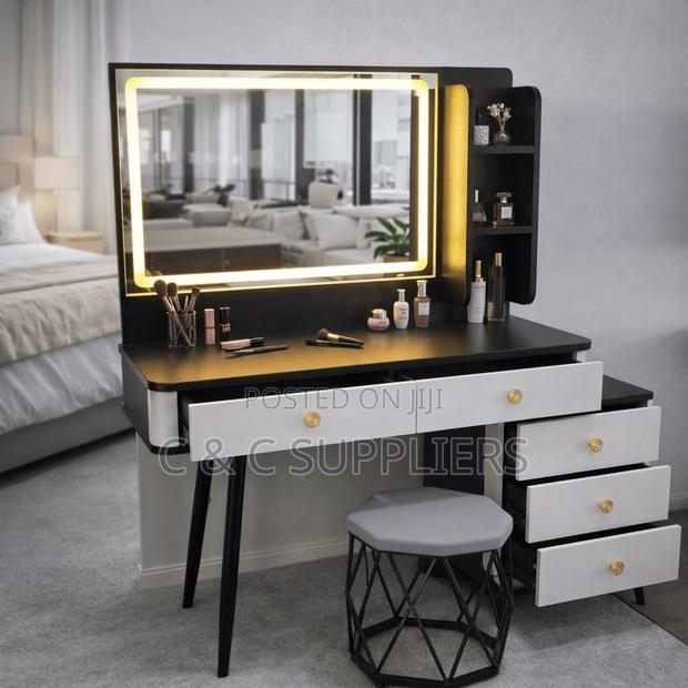 Advanced Vanity Dressing Table - thumbnail 9