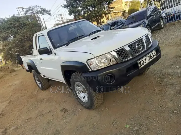 Nissan Patrol 2016 White
