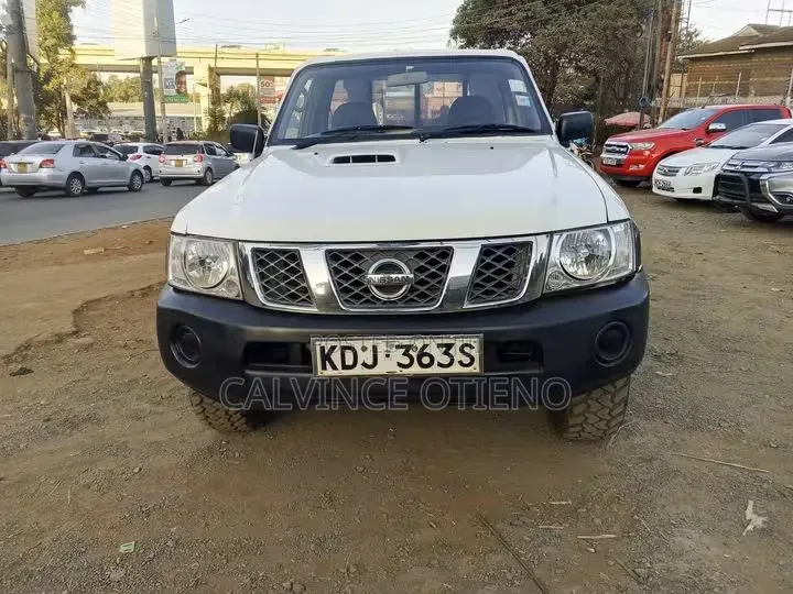 Nissan Patrol 2016 White