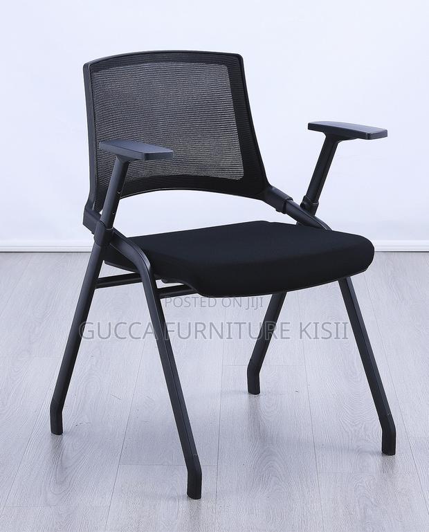 Multipurpose Low Back Mesh Folding Chair - thumbnail 3