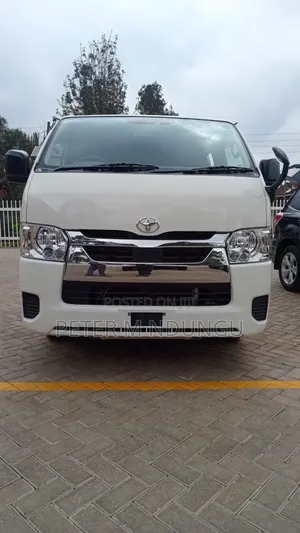 Toyota HiAce 2020 White