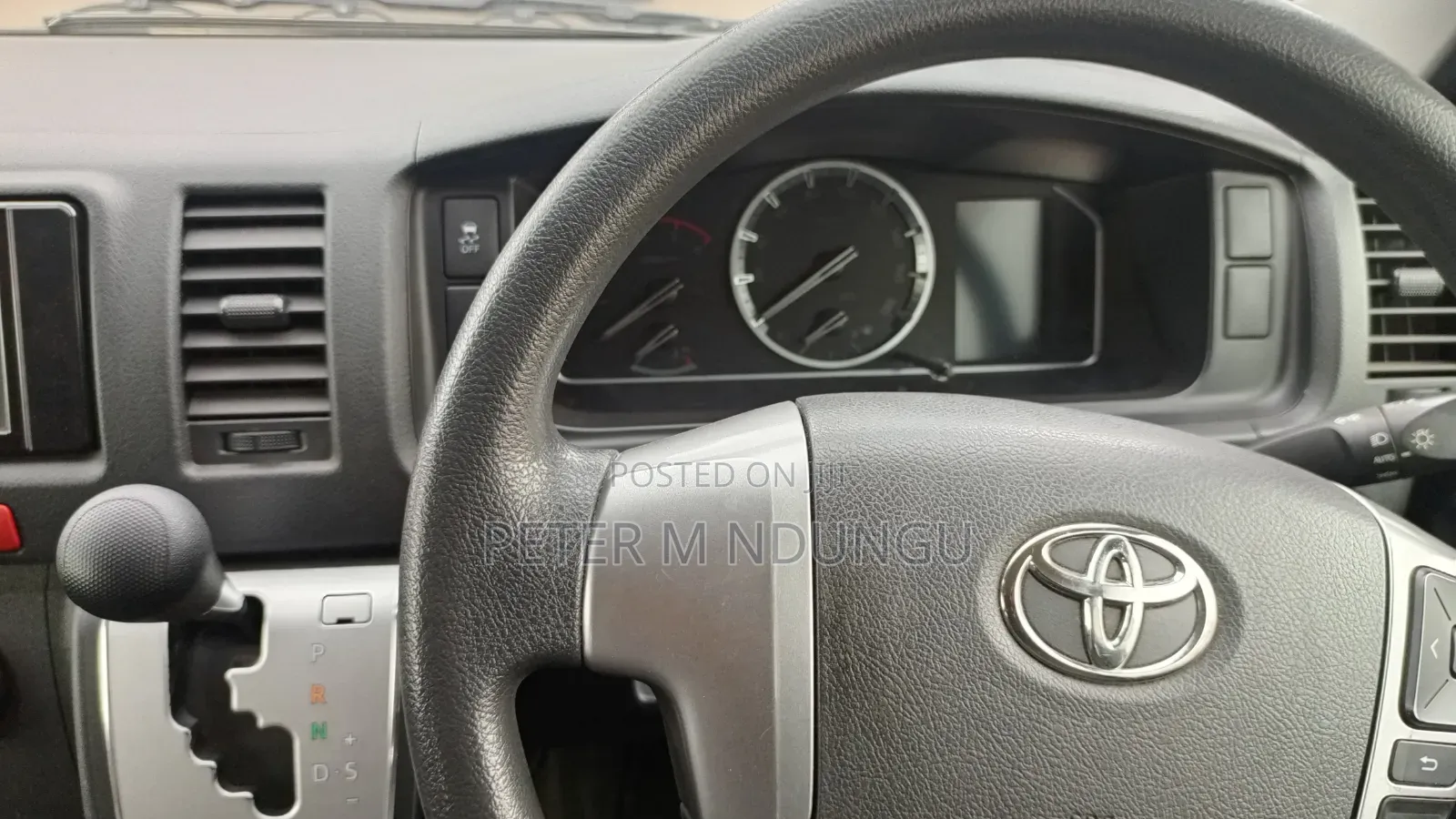 Toyota HiAce 2020 White