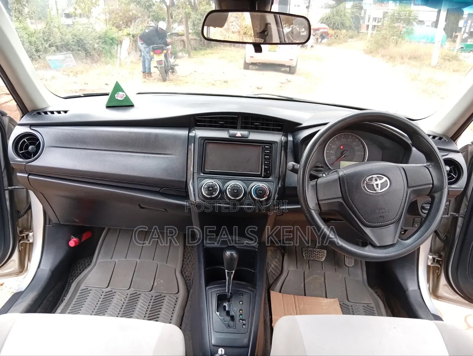 Toyota Axio 1.5 X 2WD 2016 Silver