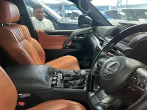 Lexus LX 2018 Blue