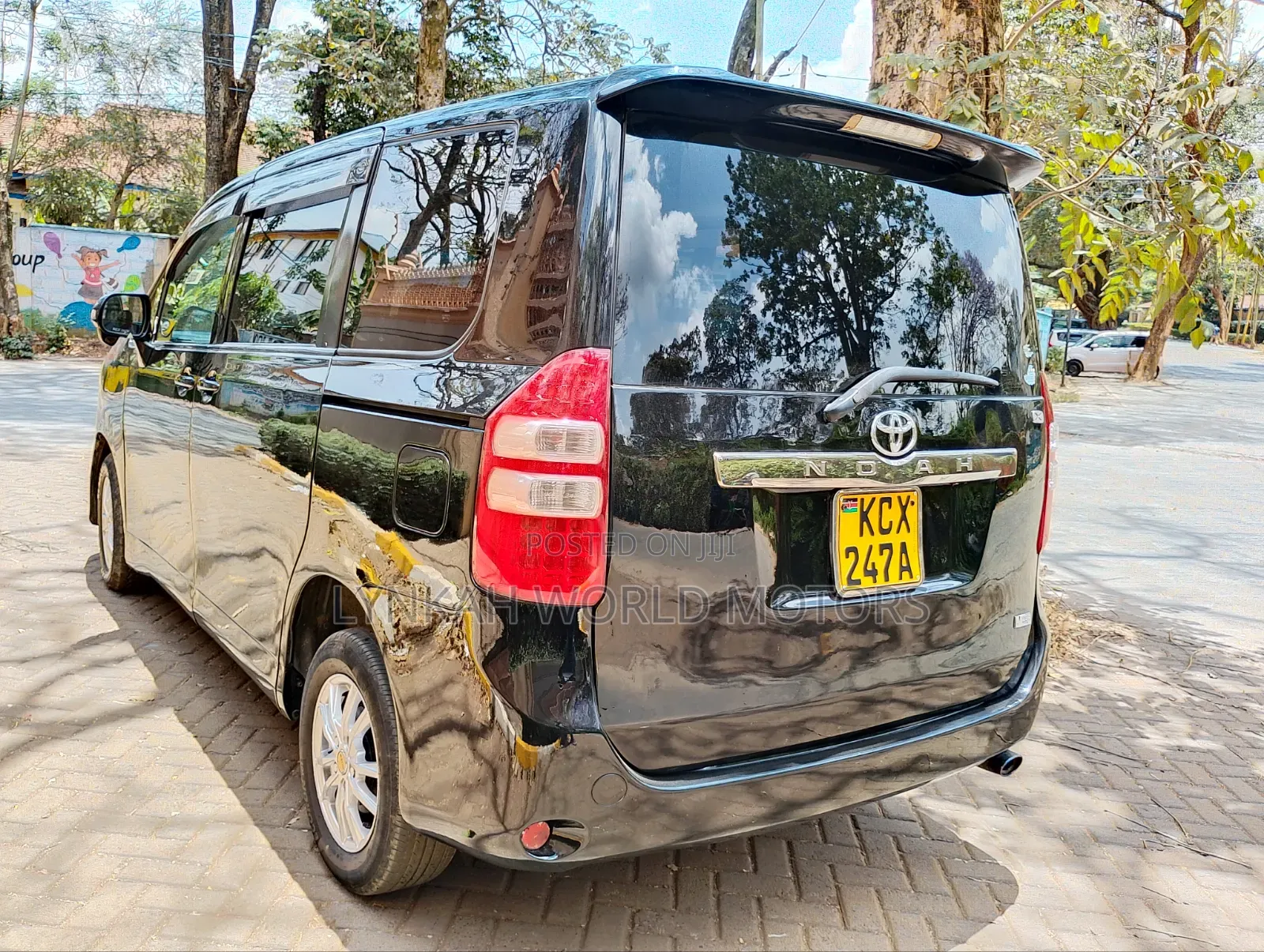 Toyota Noah 2013 Black