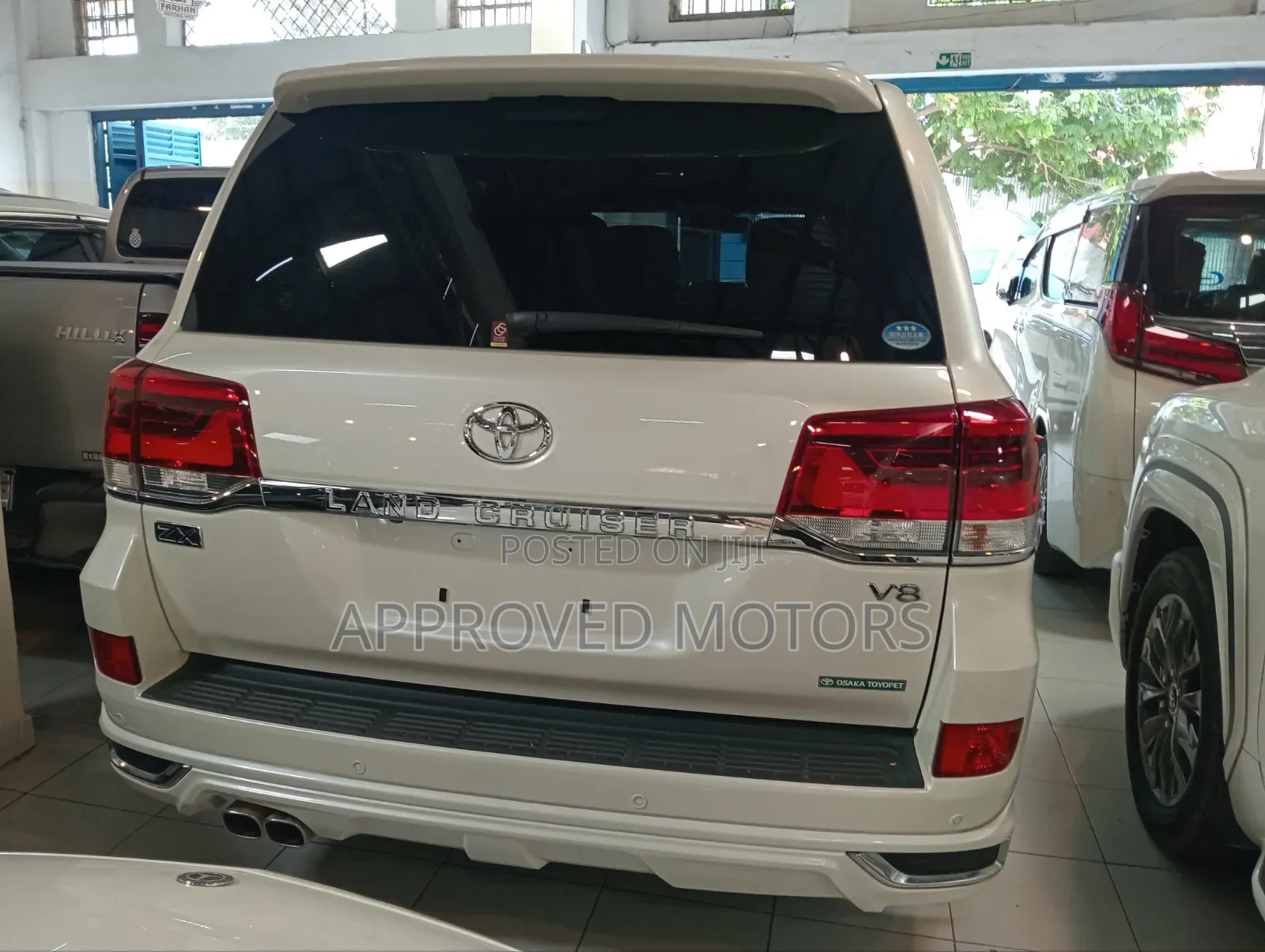 Toyota Land Cruiser 2019 White