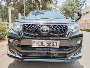 Toyota Land Cruiser Prado 2018 Black