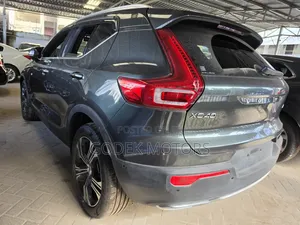Volvo XC40 2018 Gray
