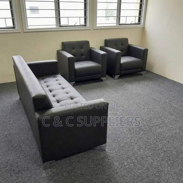 Black 5-Seater Upholstered Sofa Set. - thumbnail 9