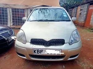 Toyota Vitz 2003 Gold