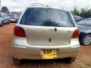Toyota Vitz 2003 Gold