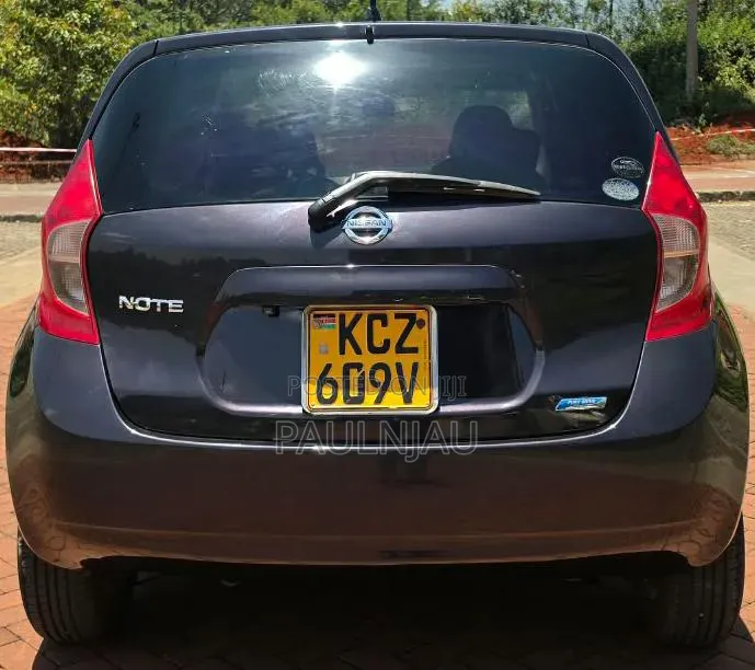 Nissan Note 2011