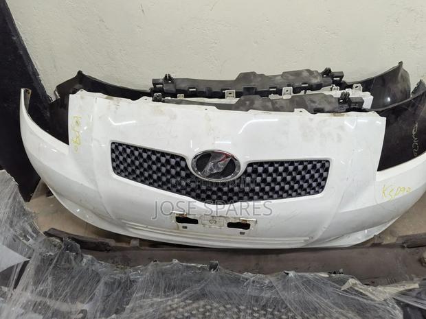 Toyota Vitz Front Bumper - main view