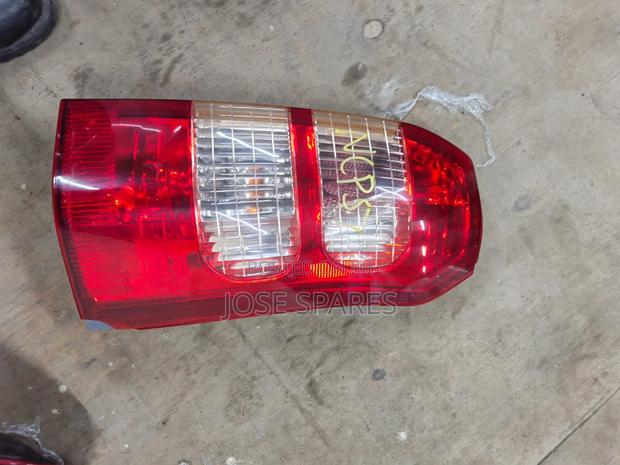 Toyota Probox Taillight - thumbnail 2