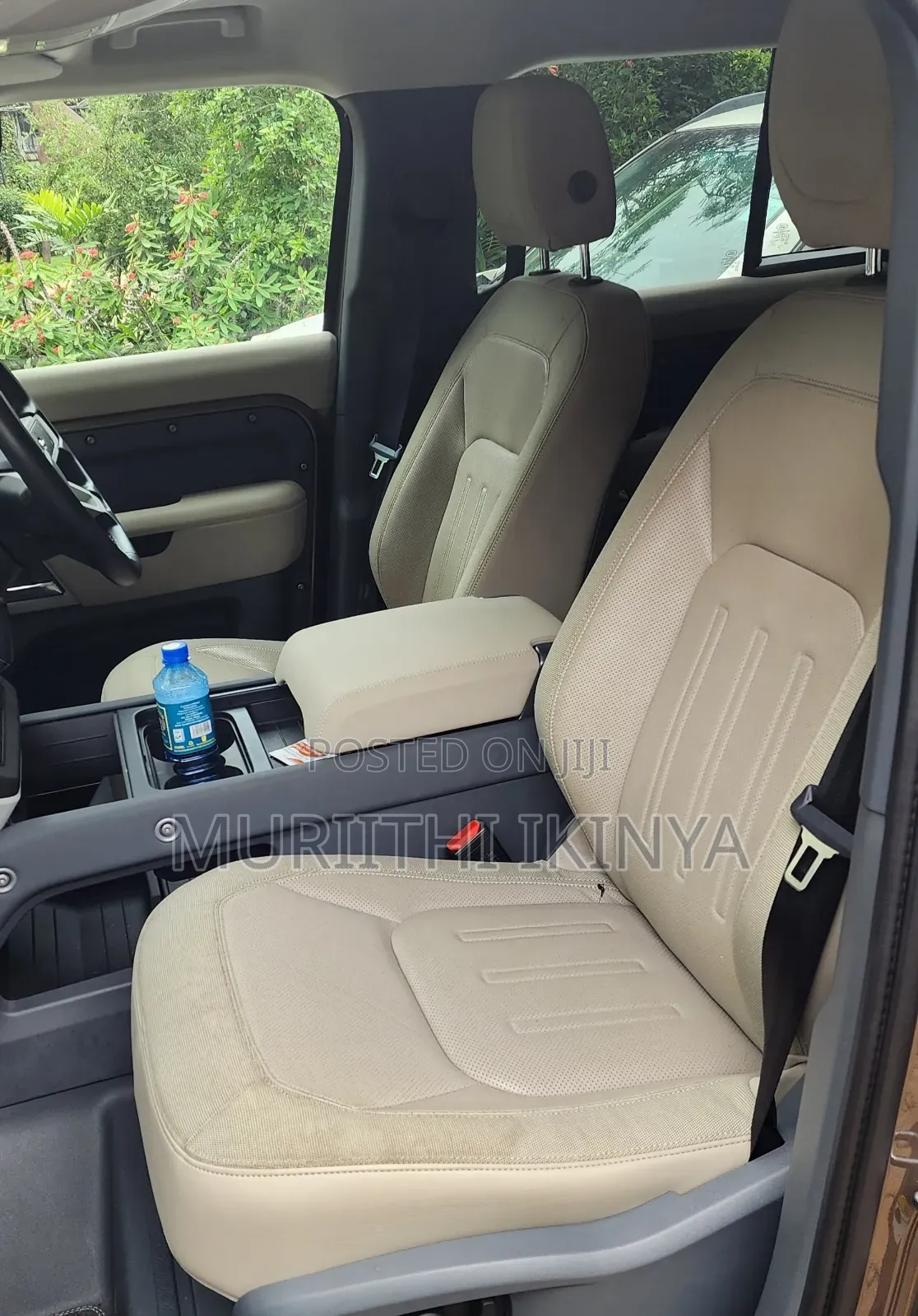 Land Rover Defender 2020 Gold