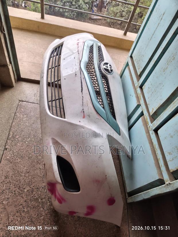 Toyota Belta Front Bumper - thumbnail 2