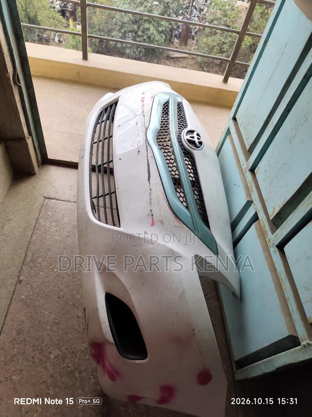 Toyota Belta Front Bumper - thumbnail 3