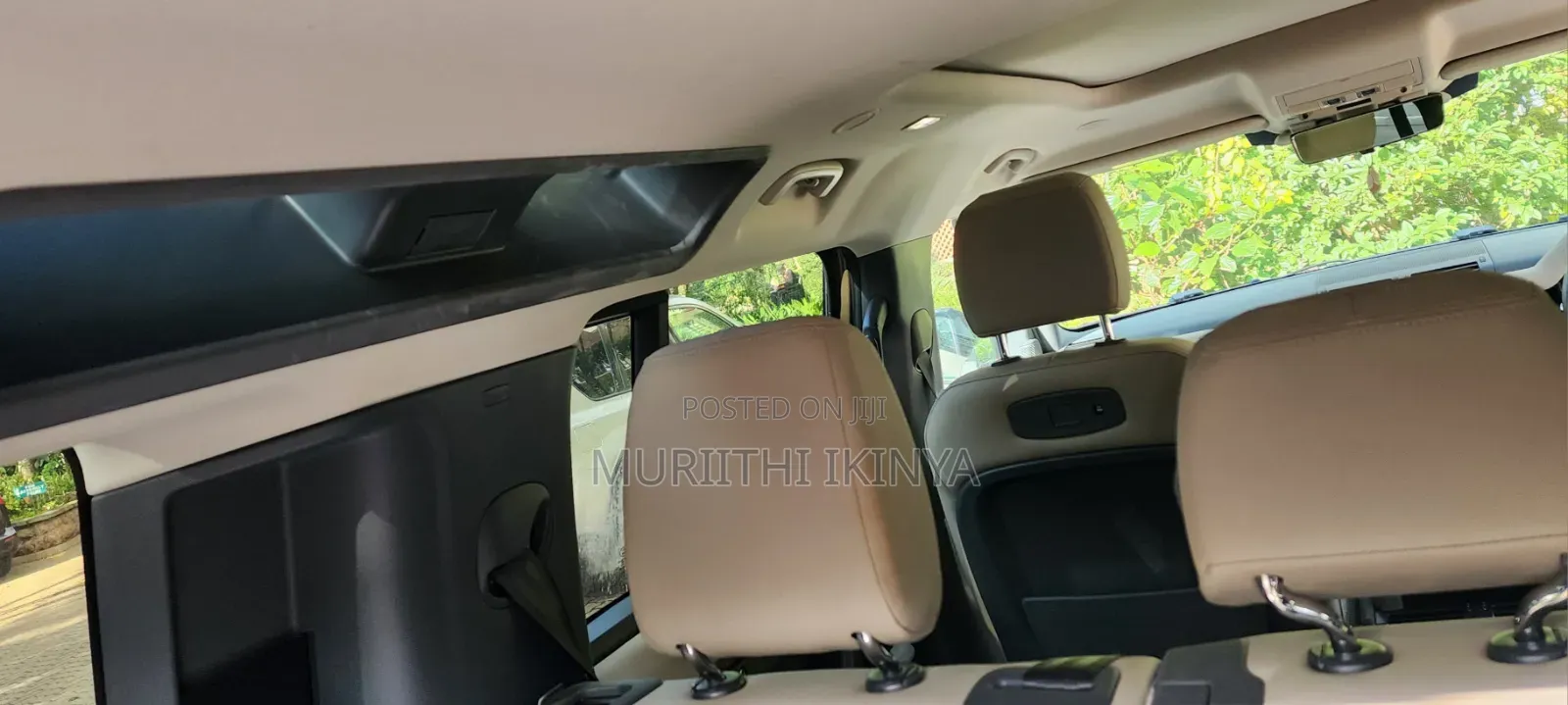 Land Rover Defender 2020 Gold