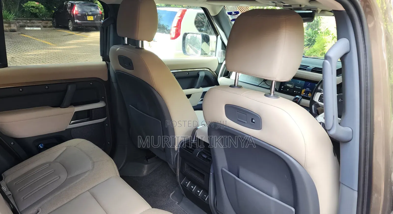 Land Rover Defender 2020 Gold