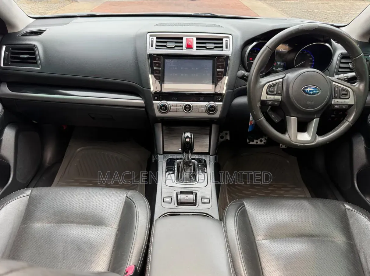 Subaru Outback 2016 Silver