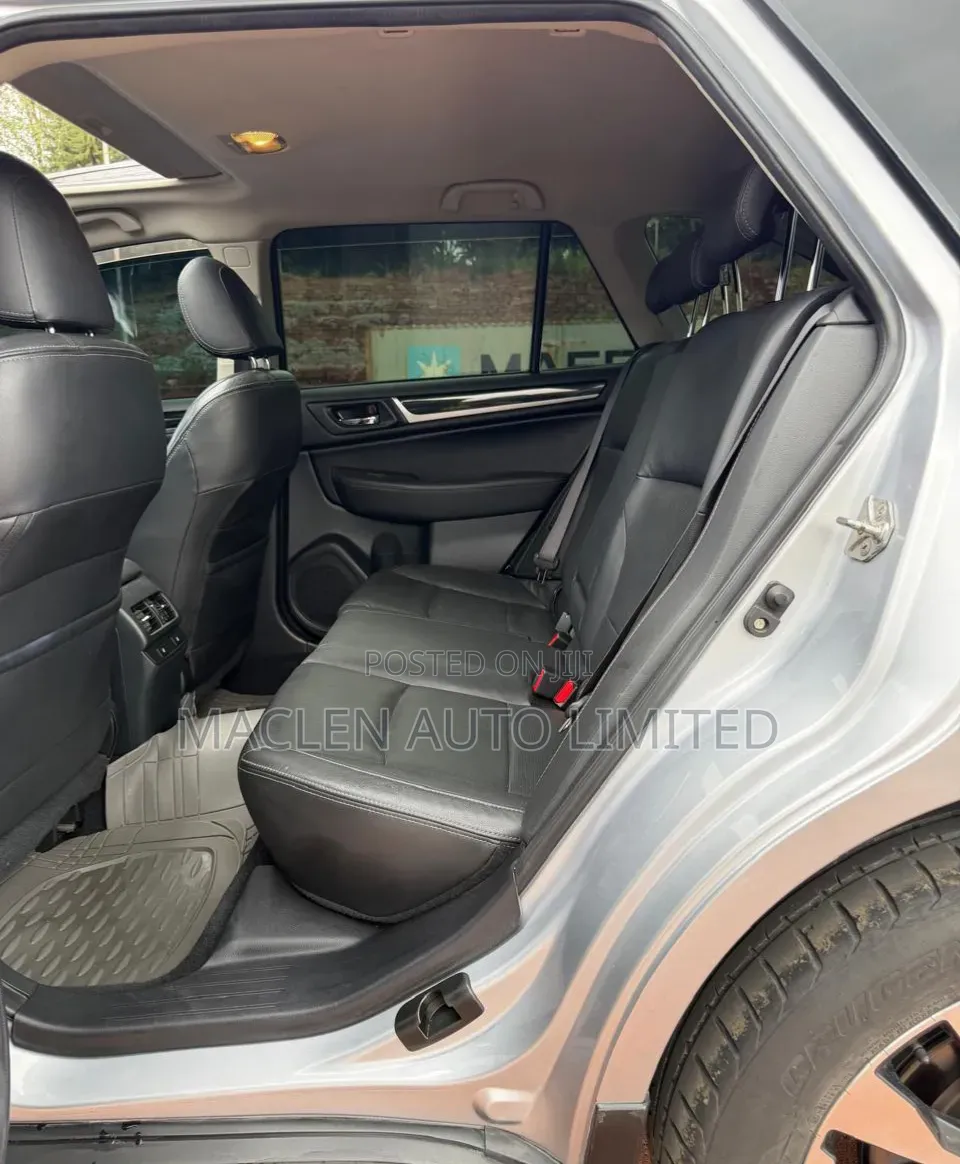 Subaru Outback 2016 Silver